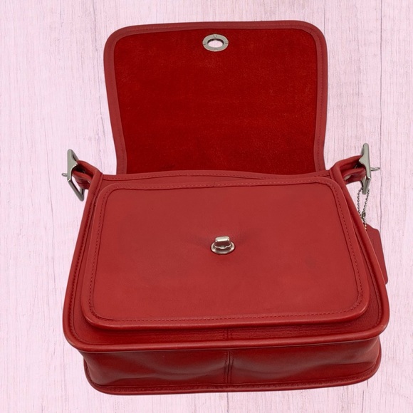 Vintage Coach Red Rambler’s Legacy 9061 Crossbody Shoulder Bag Nickel Hardware - Picture 9 of 15